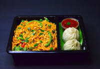 Veg Chilli Garlic Noodle Box