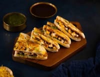 Masala Paneer Atta Kulcha Dabeli Sandwich