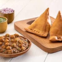 Samosa and Chole Meal