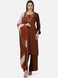 Women Floral Embroidered Square Neck Thread Work Kurta with Palazzos & Dupatta