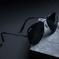 Royaltail Black Classic Glass and Black Frame Aviator Sunglasses for men and Women