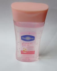 Nourishing Glow Vaseline Intensive Care Vitamin B3 Body Oil – Healthy, Even Tone for Glowing Skin