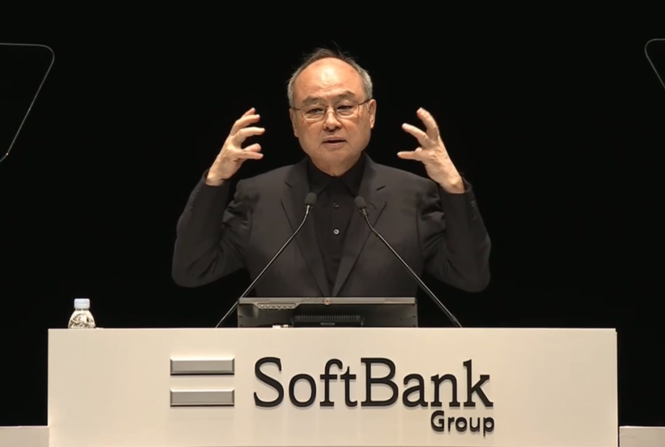 ソフトバンク孫氏、10年以内のASI実現を予測