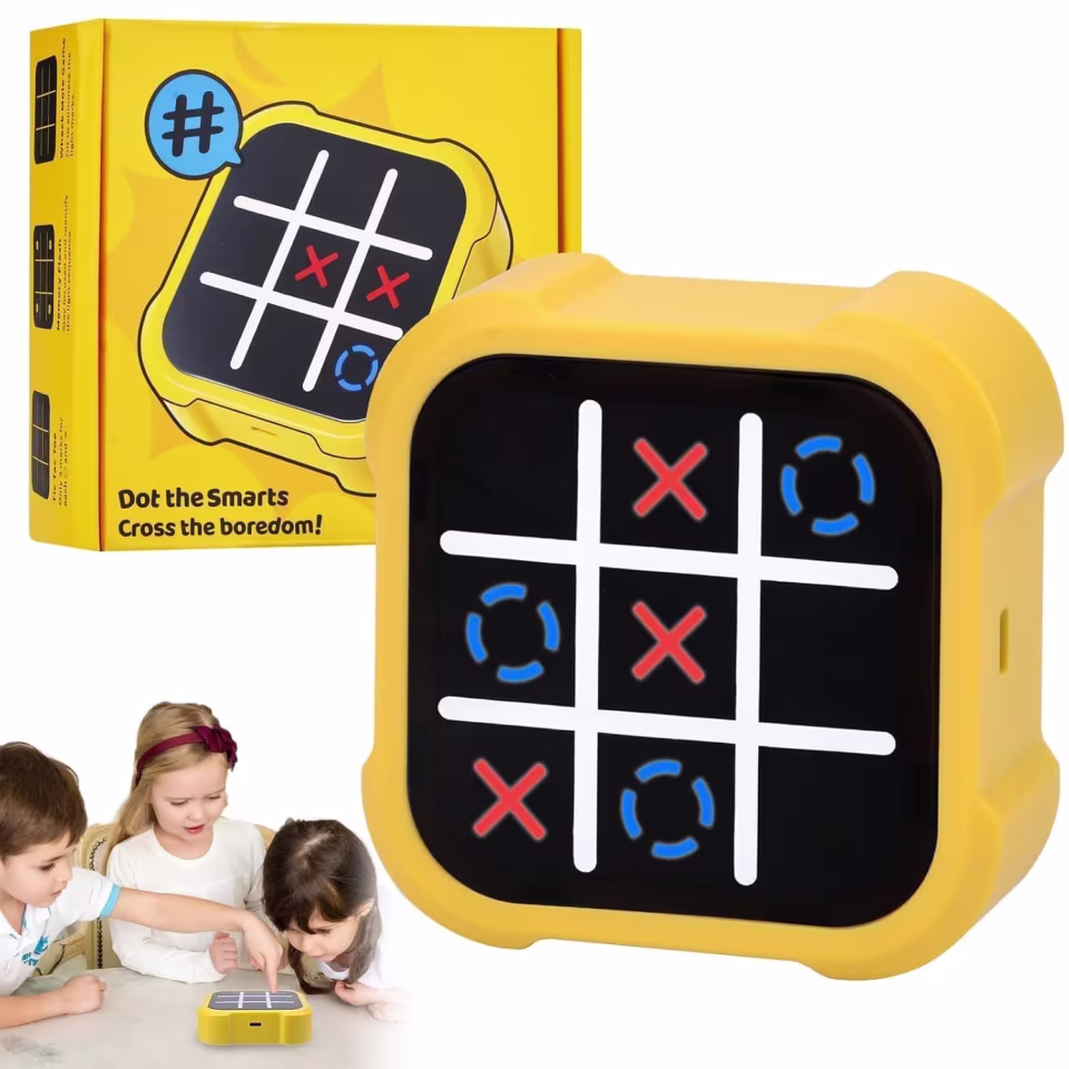 Fun Tic-Tac-Toe Pocket Board Game - View 3