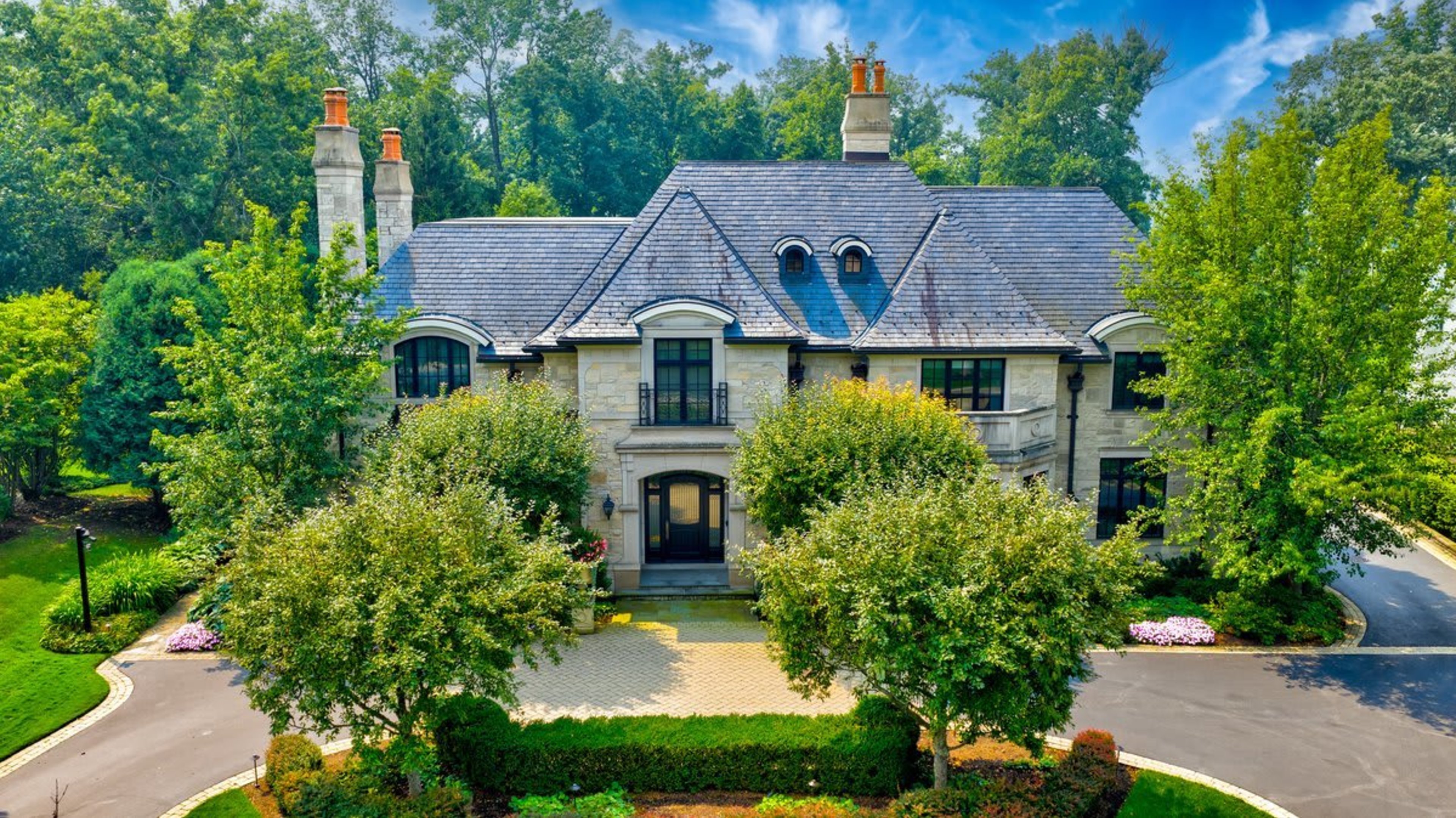 2214 Churchill Lane