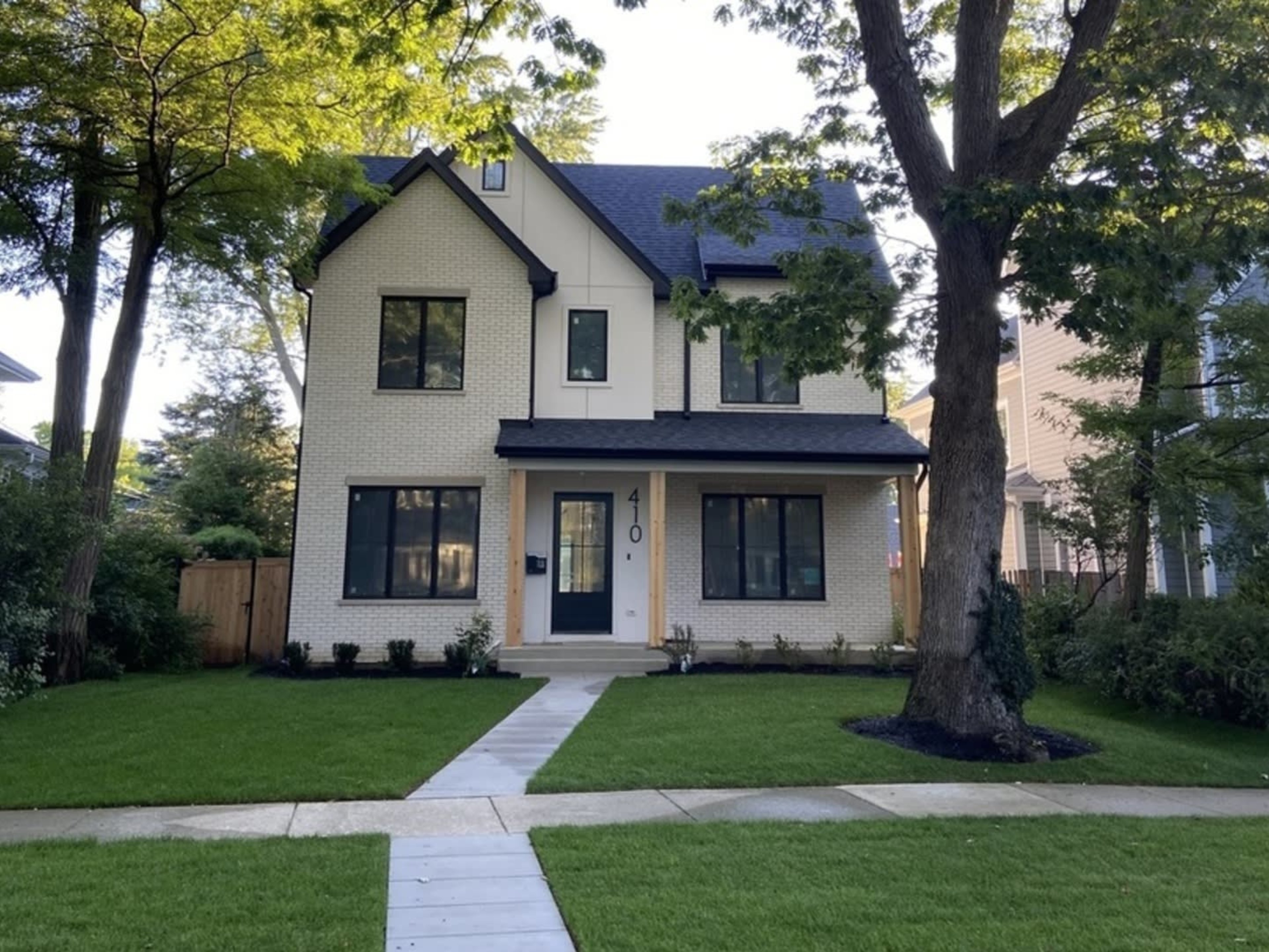 410 Prairie, Wilmette — sold