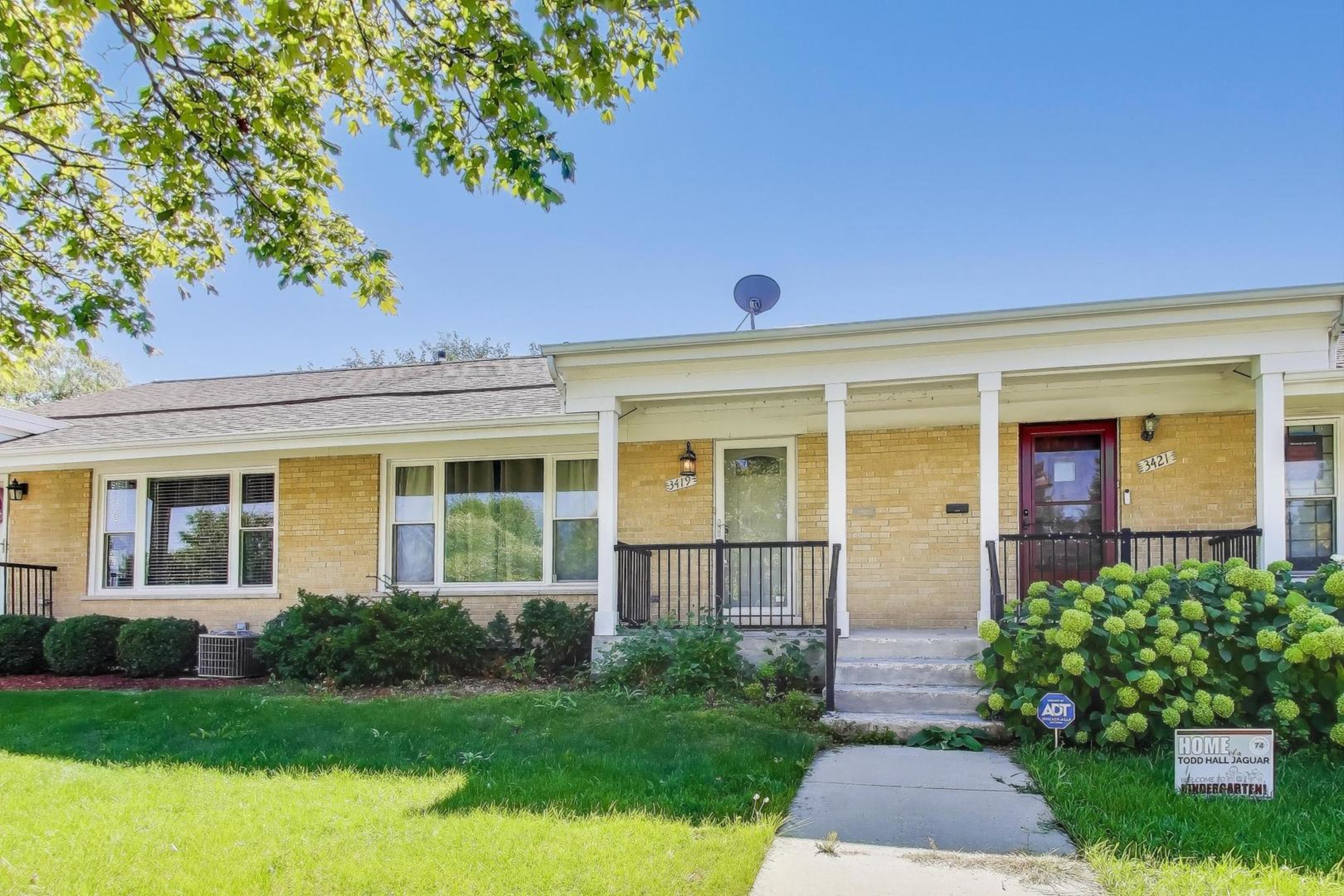 3419 Pratt, Lincolnwood — sold