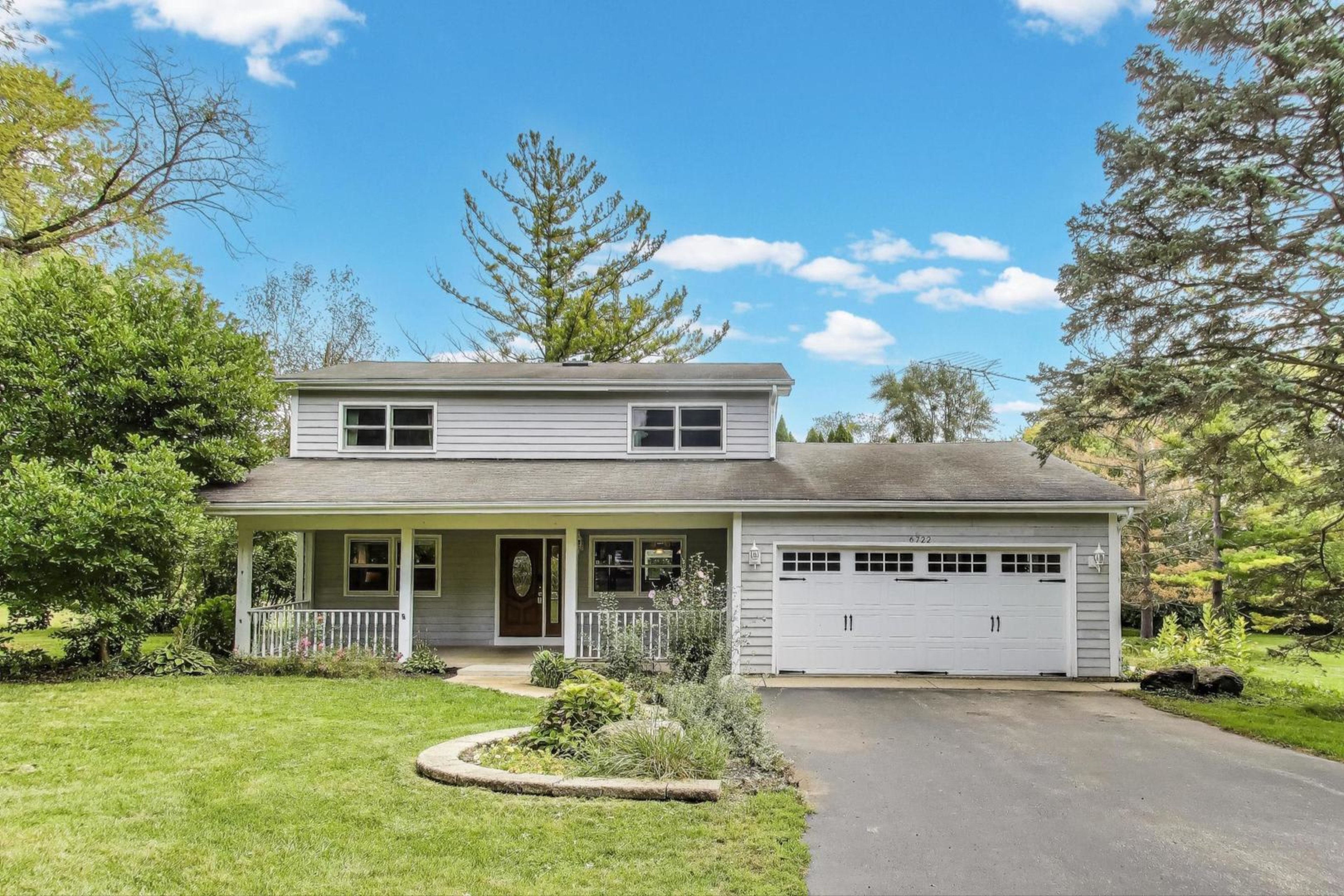 6722 Indian, Long Grove — sold