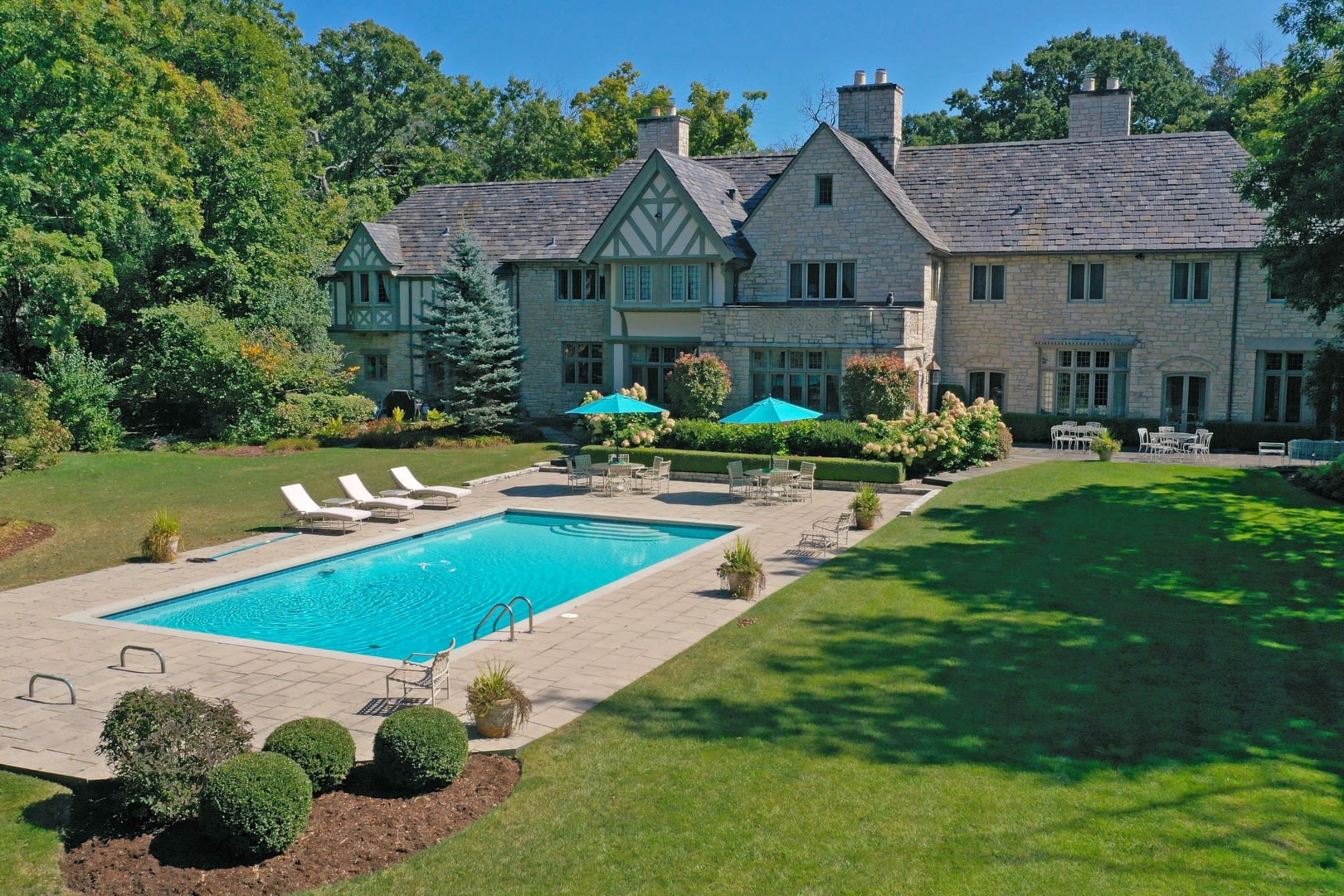 1650 Green Bay, Lake Bluff