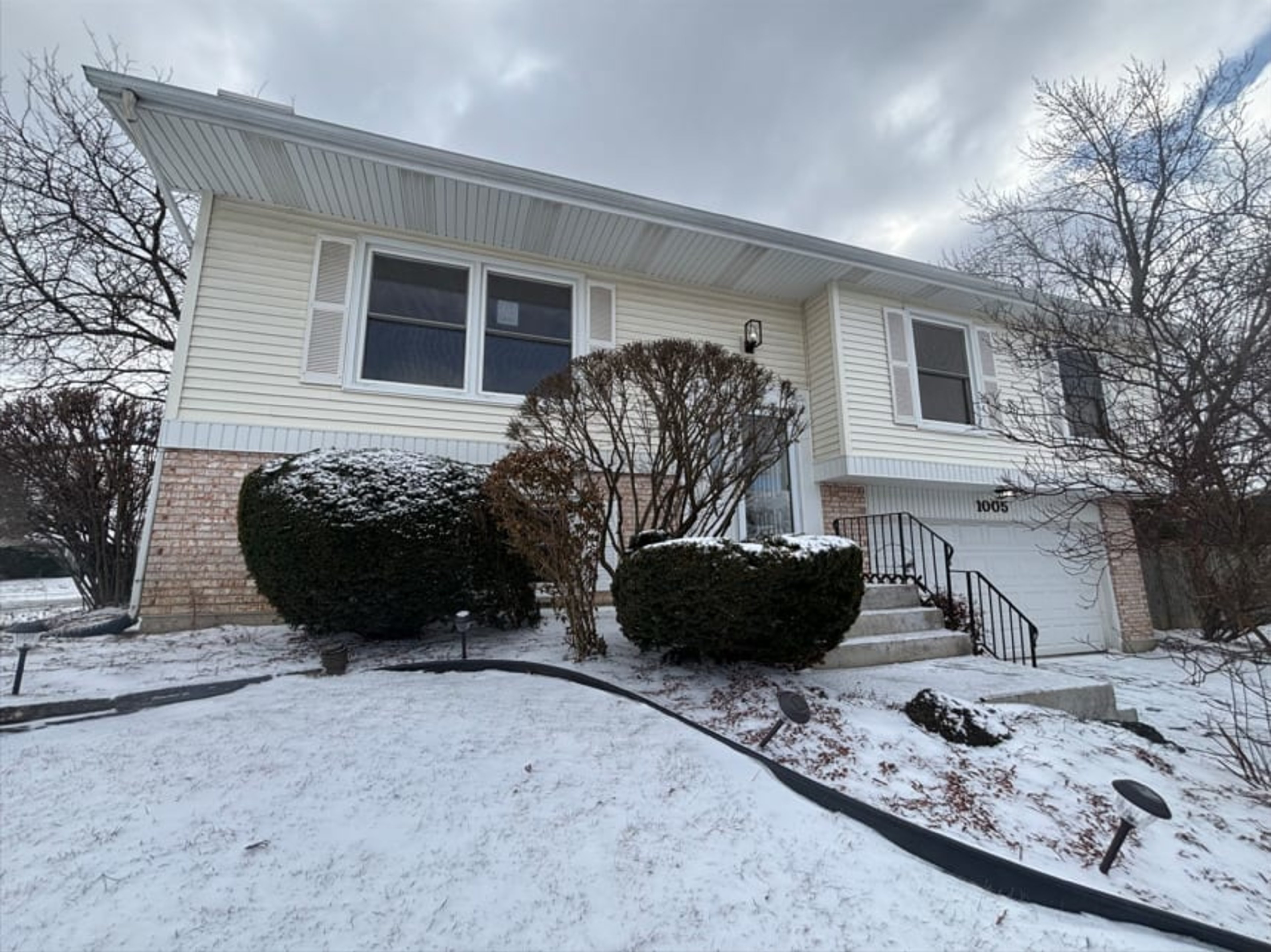 1005 Pheasant Ridge Drive, Lake Zurich — sold