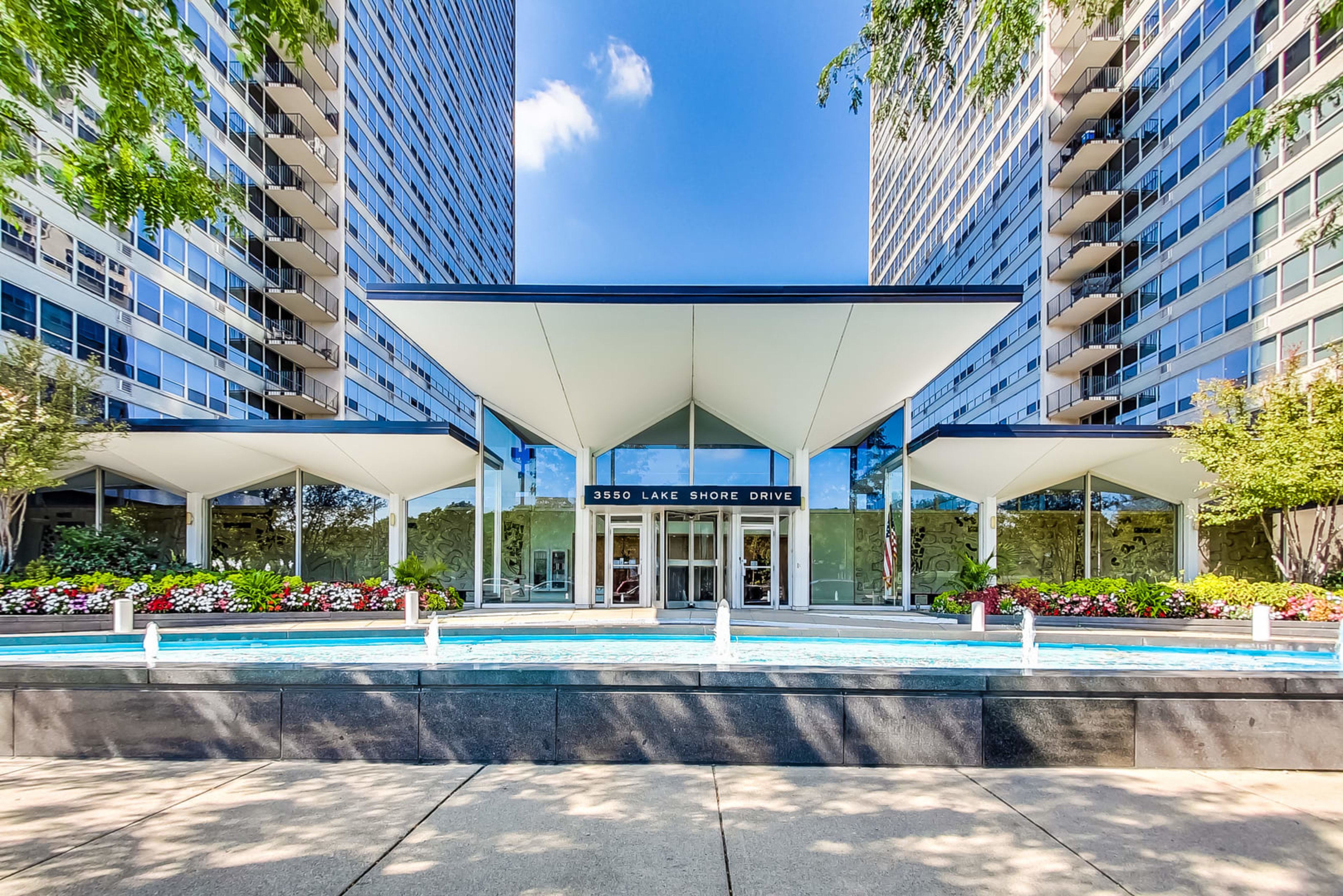 3550 Lake Shore, Chicago — sold