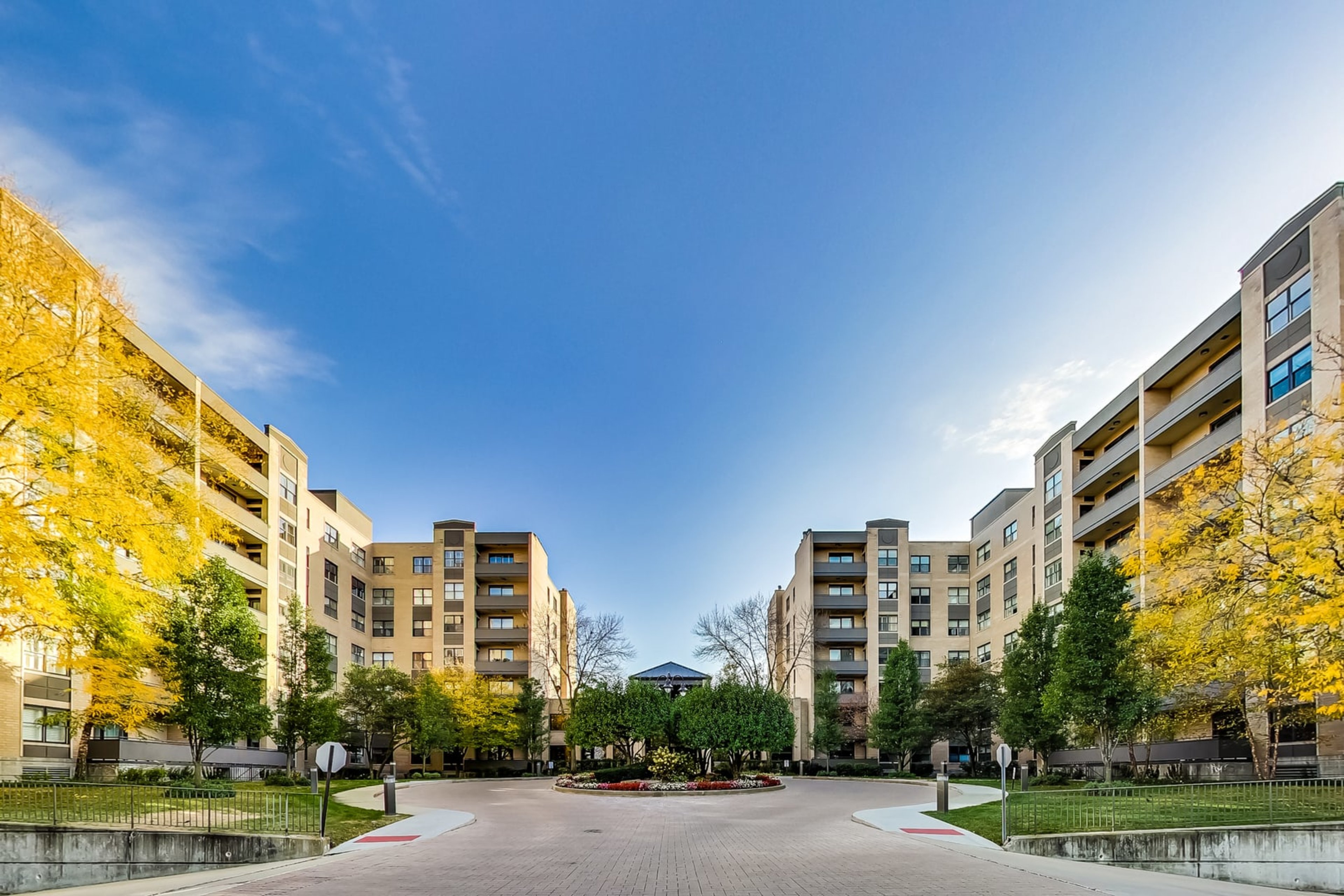 4545 Touhy, Lincolnwood