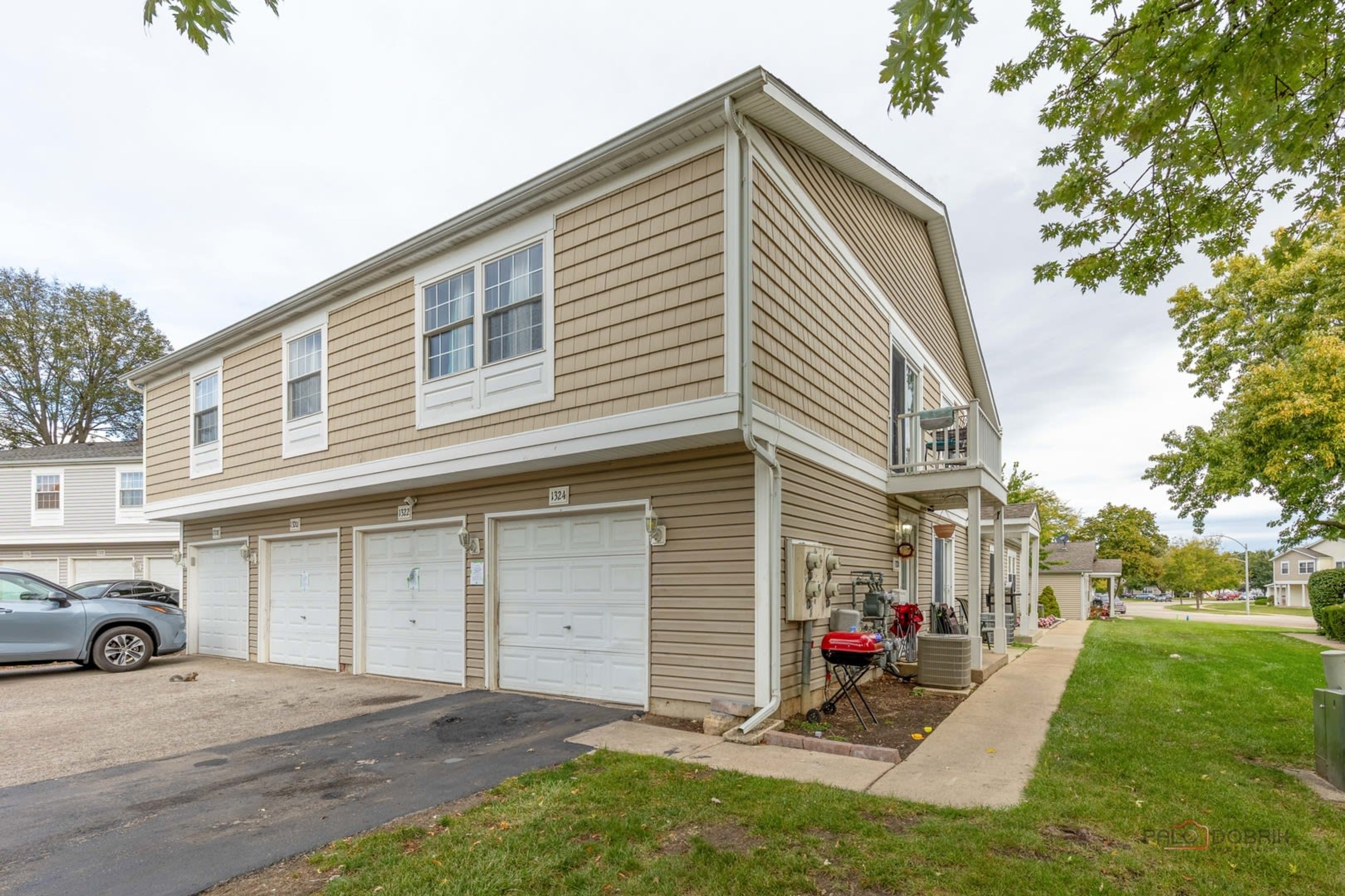 1324 Alpine Court, Wheeling