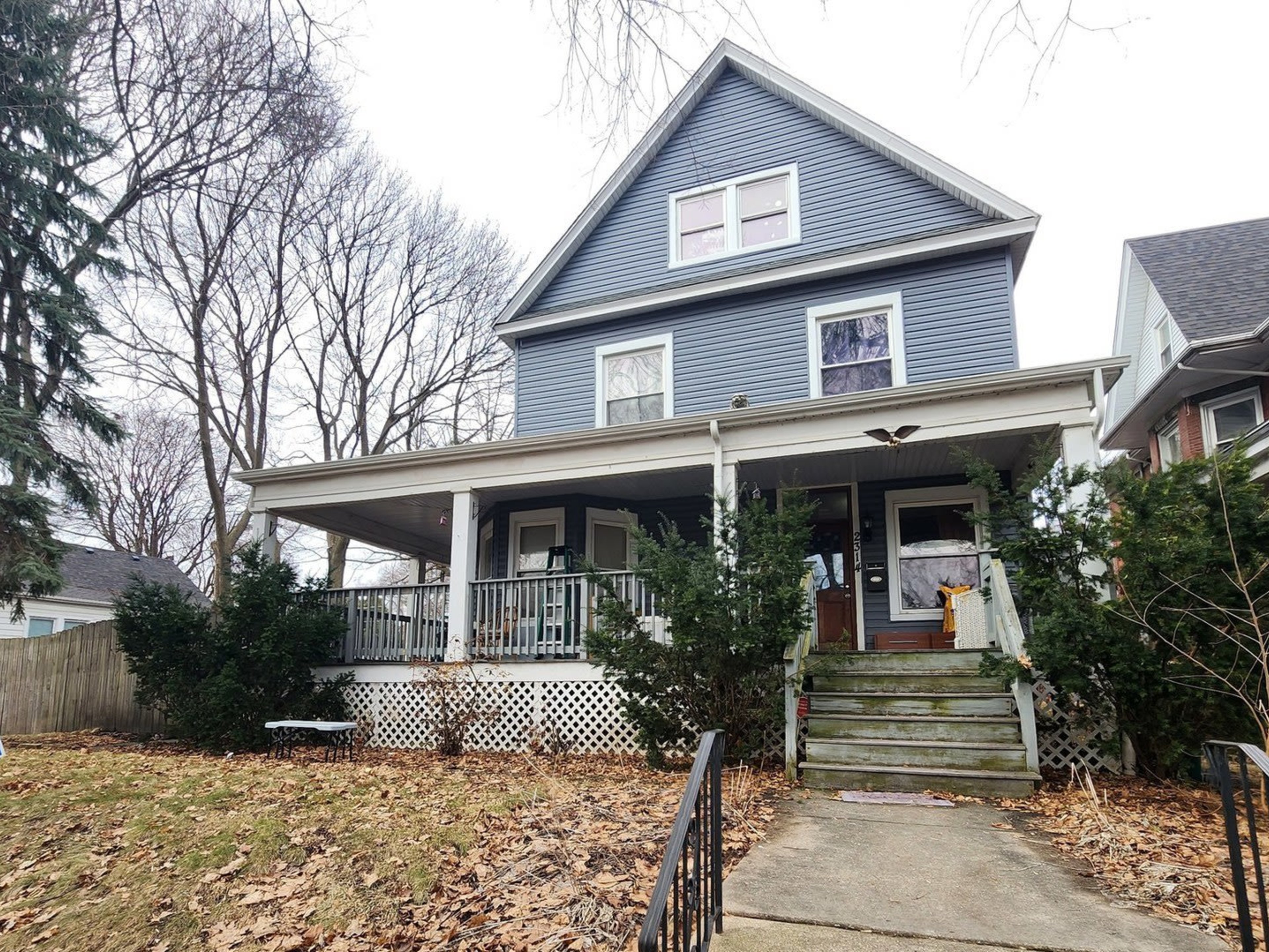 2314 Elisha Avenue, Zion — sold