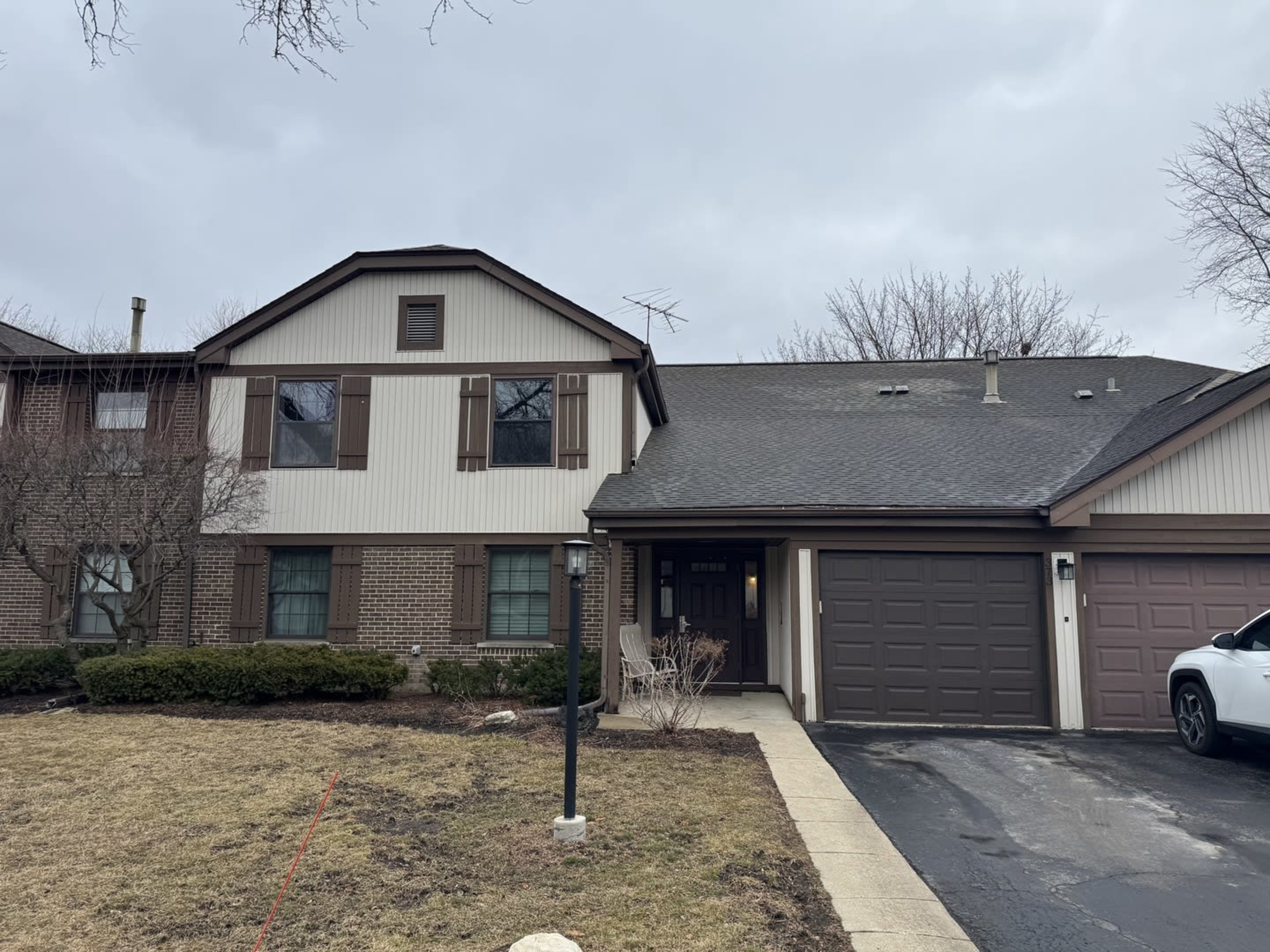 373 Ferndale Court, Schaumburg — sold