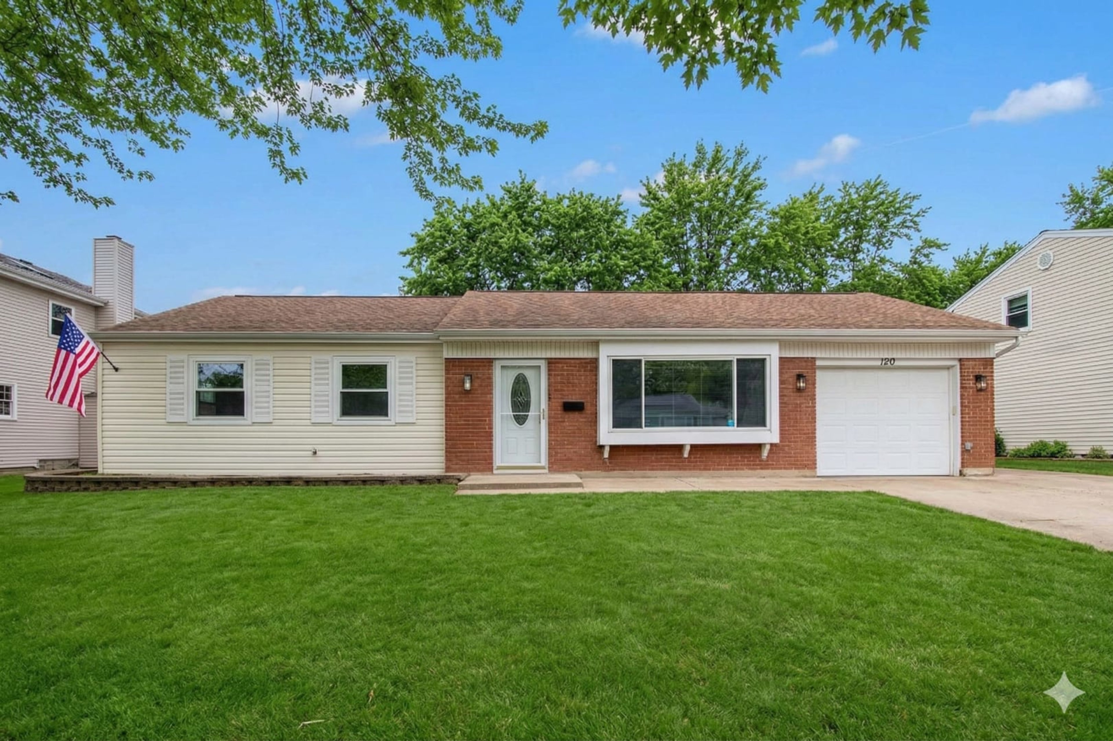 120 Ellington Drive, Schaumburg — sold