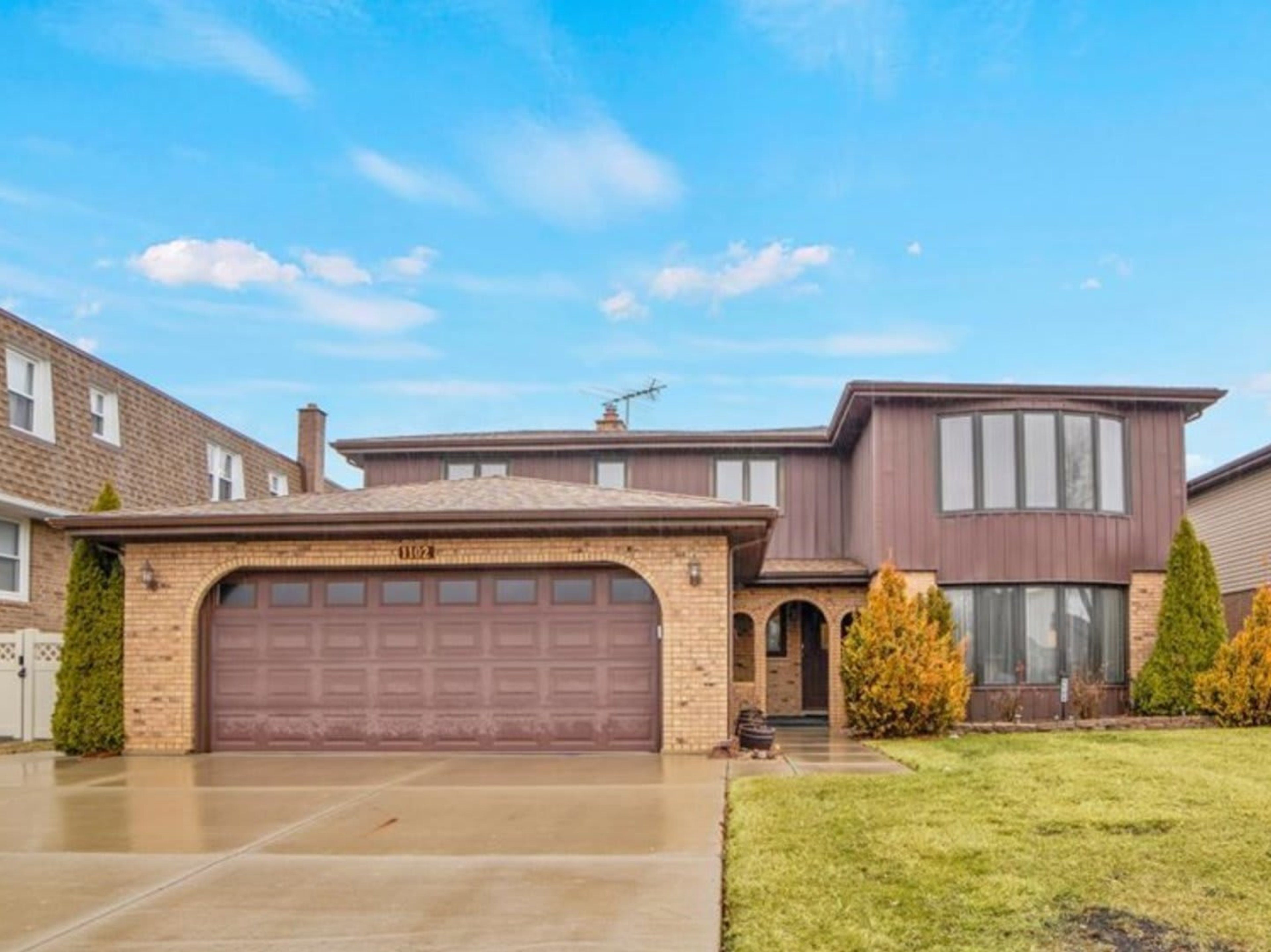 1102 Ardyce, Mount Prospect