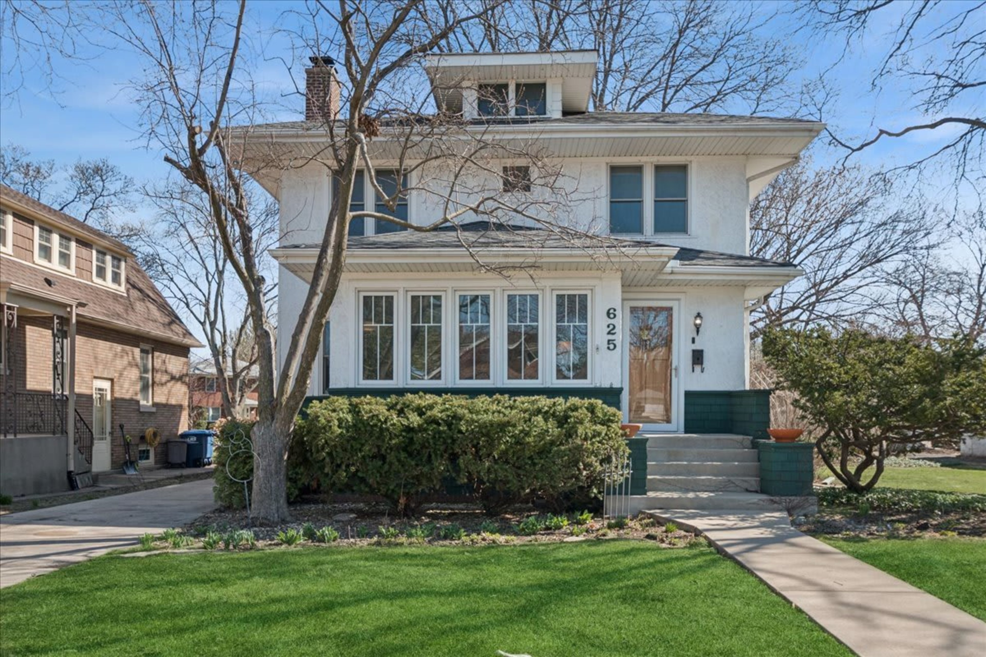 625 Arlington Avenue, Des Plaines