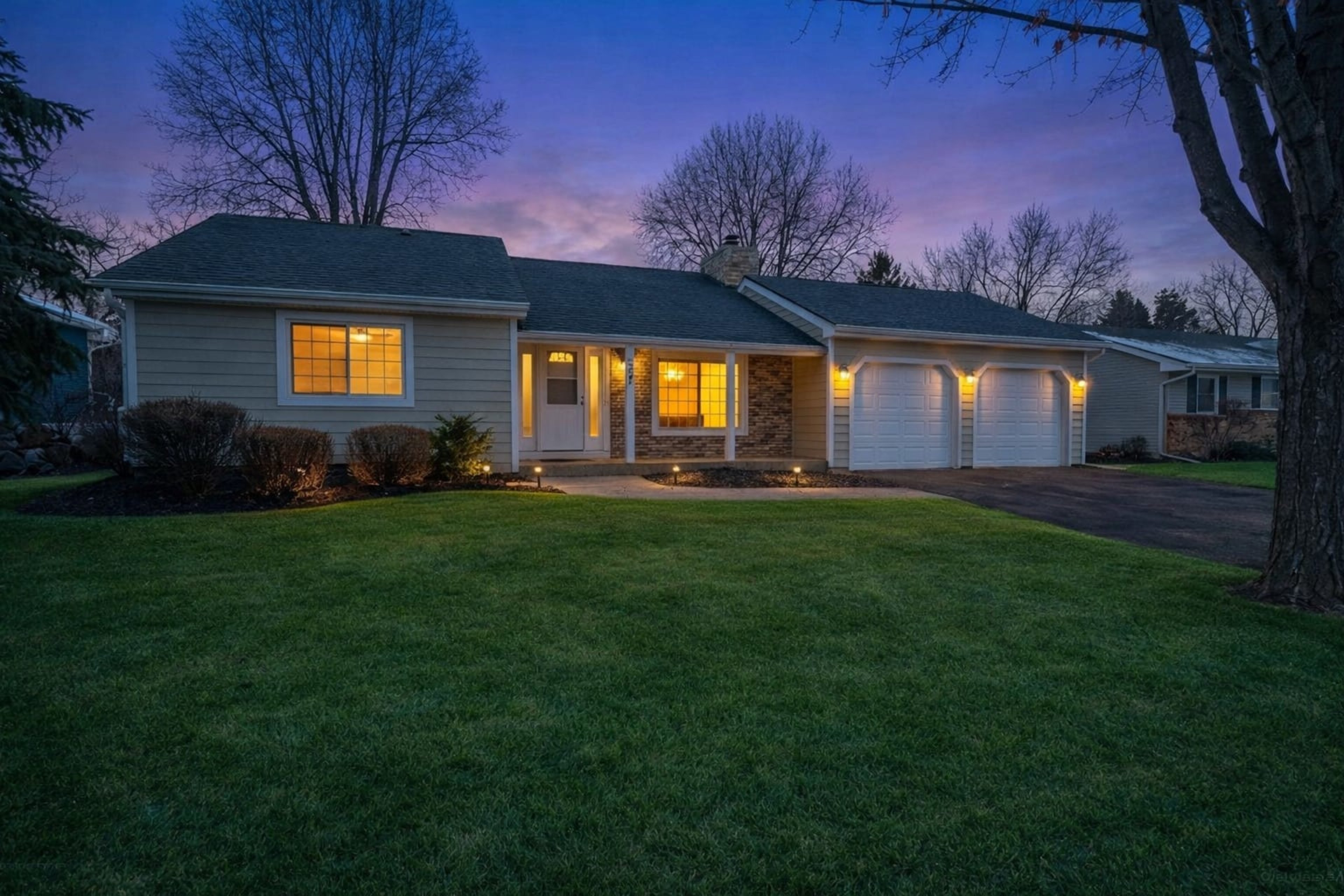 649 WILBUR Court, Gurnee