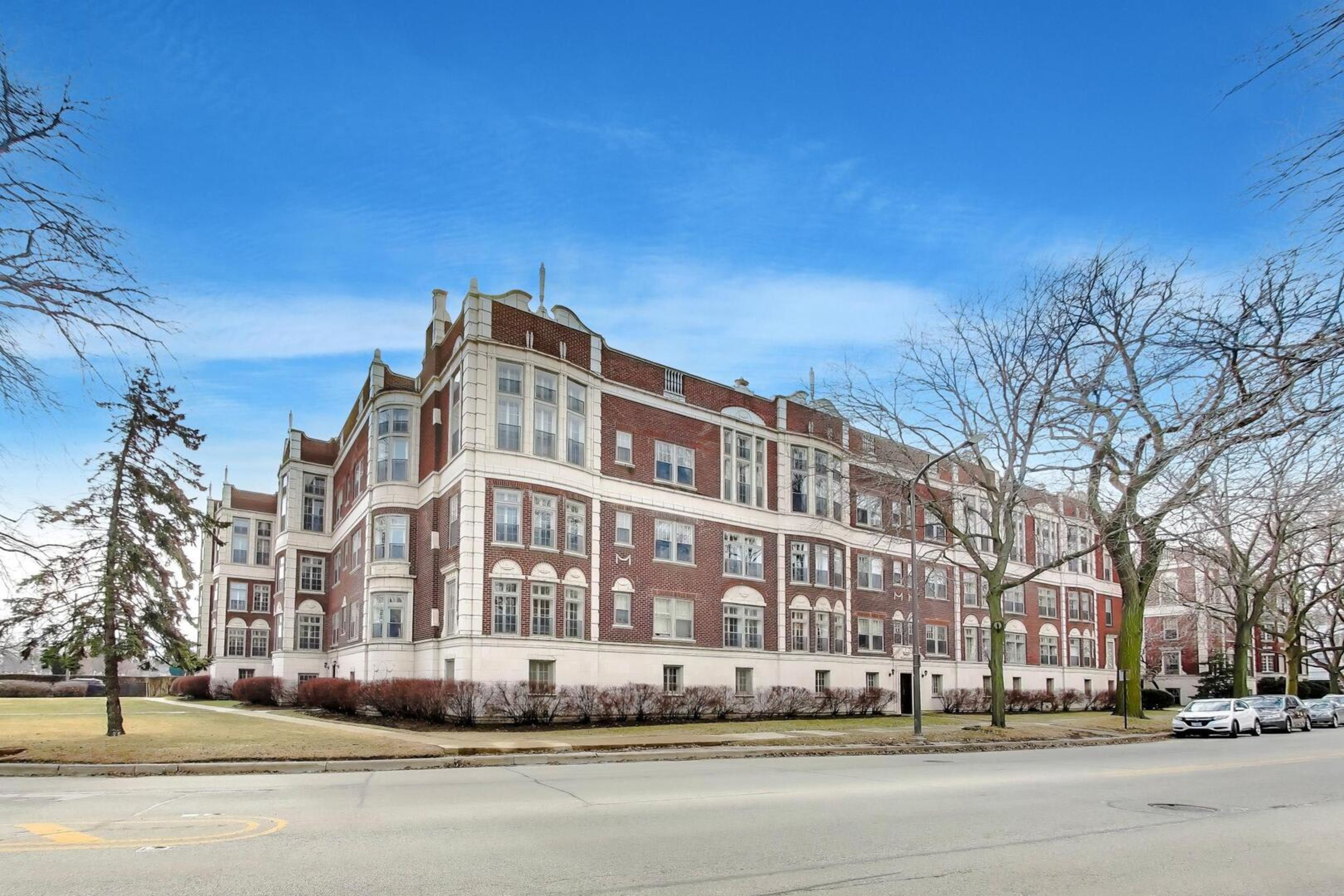 480 Sheridan Road, Evanston