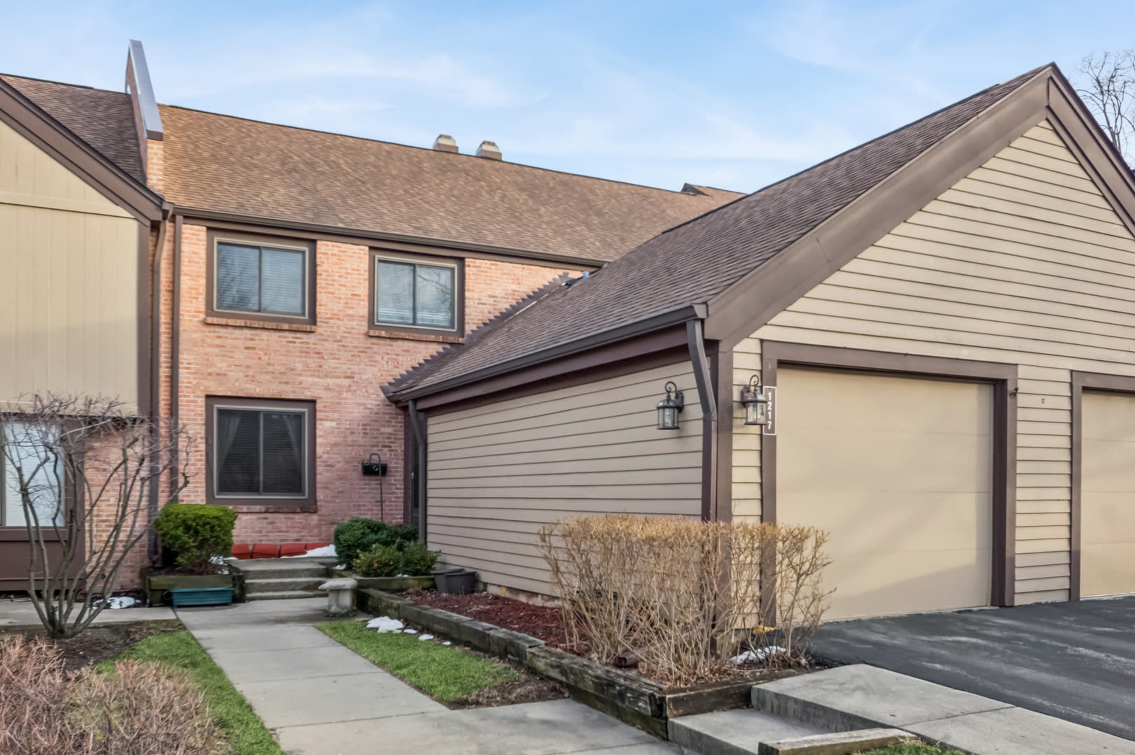 1217 Franklin Lane