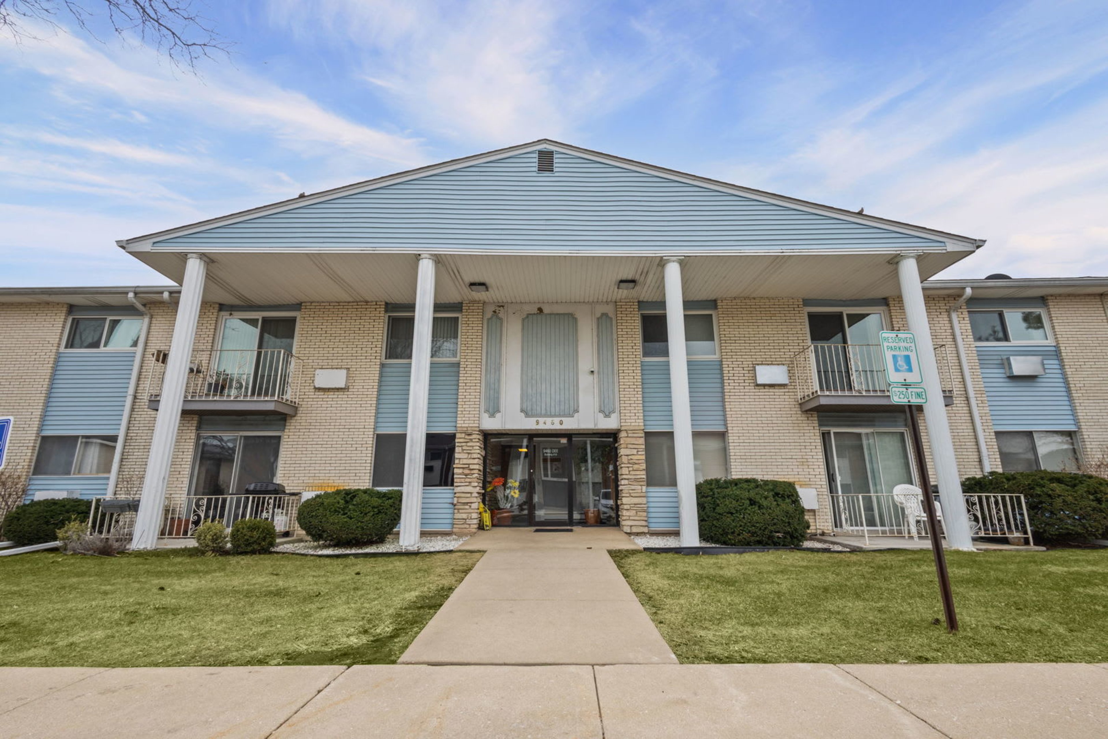 9460 Dee Road