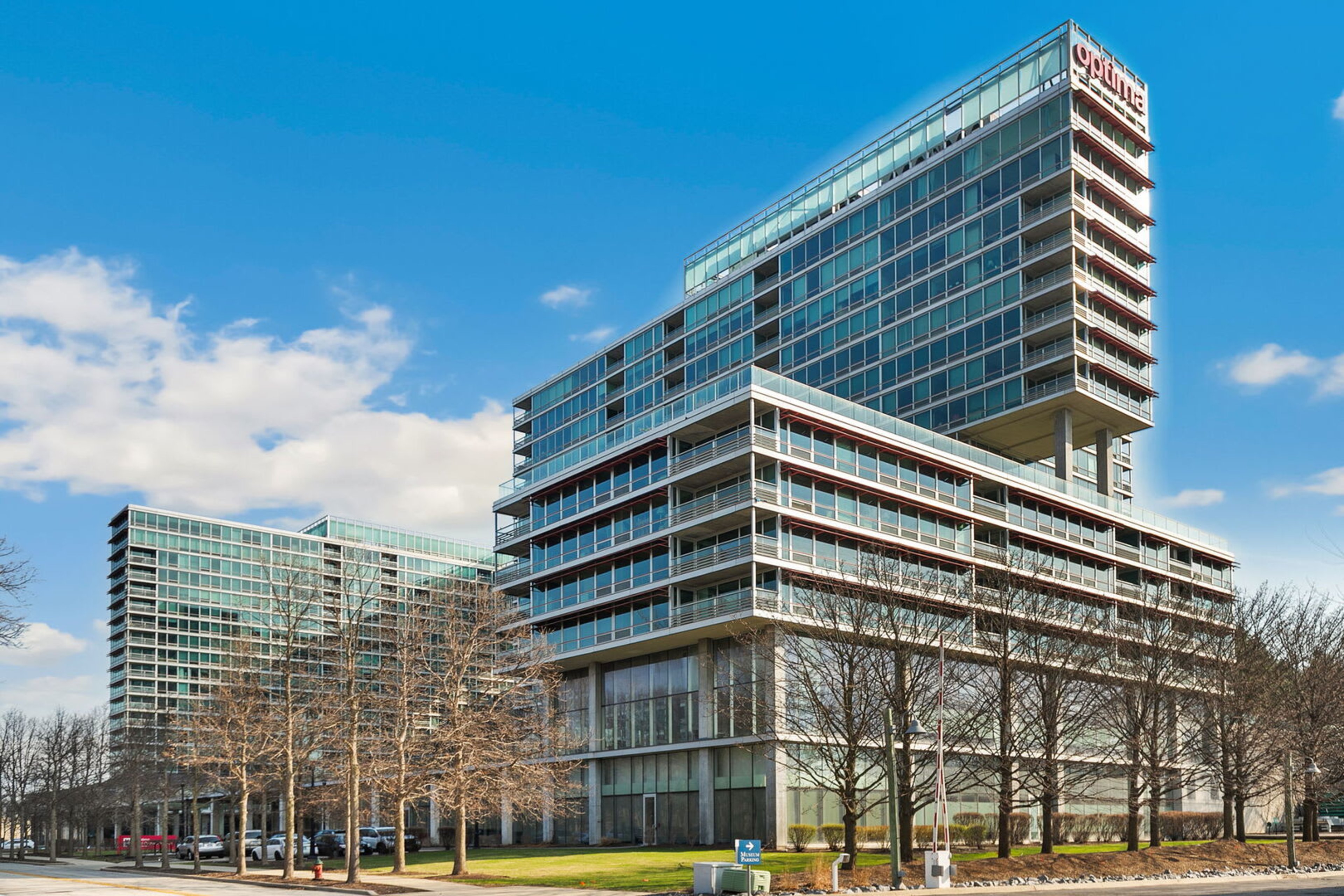 9655 Woods Drive, Skokie