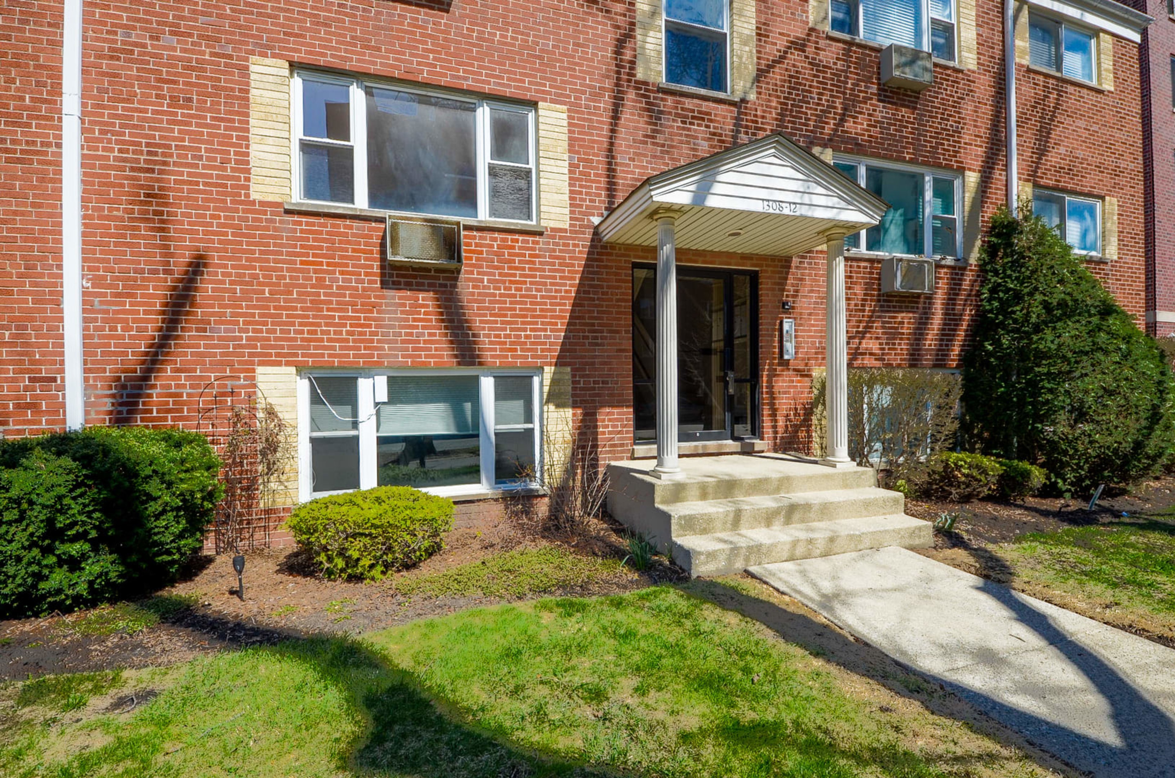 1308 Perry Street