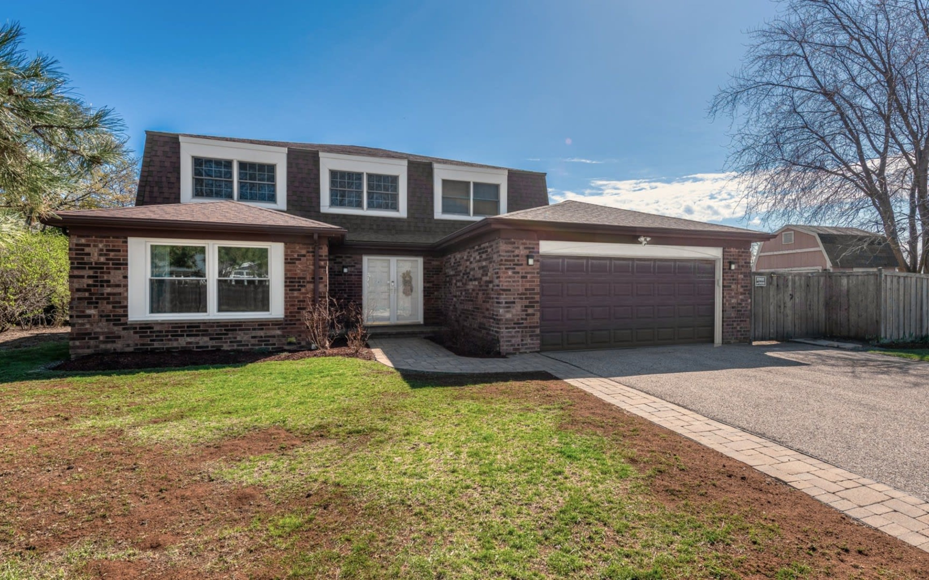 11 BIRCHWOOD Avenue