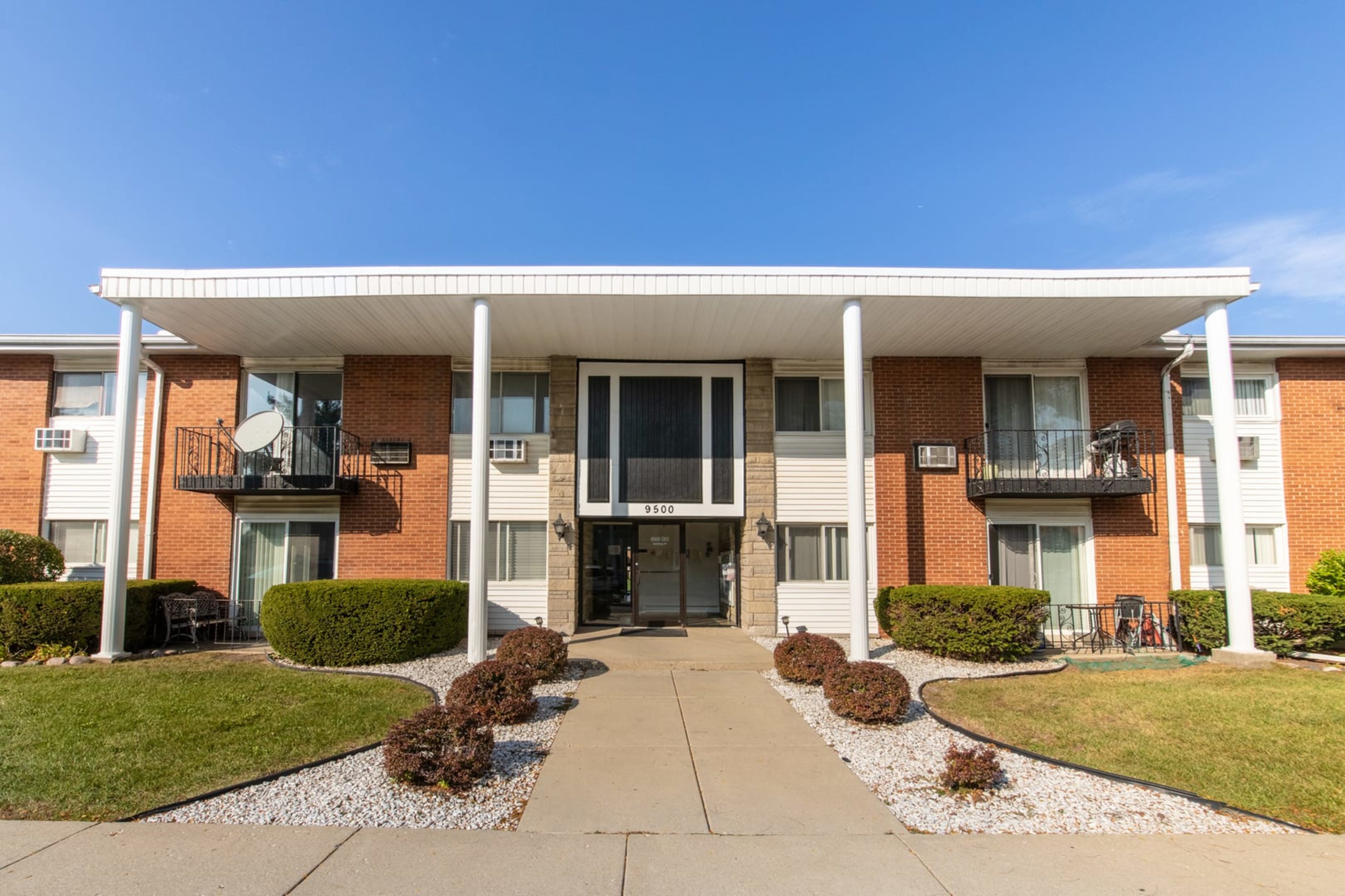 9500 Dee Road