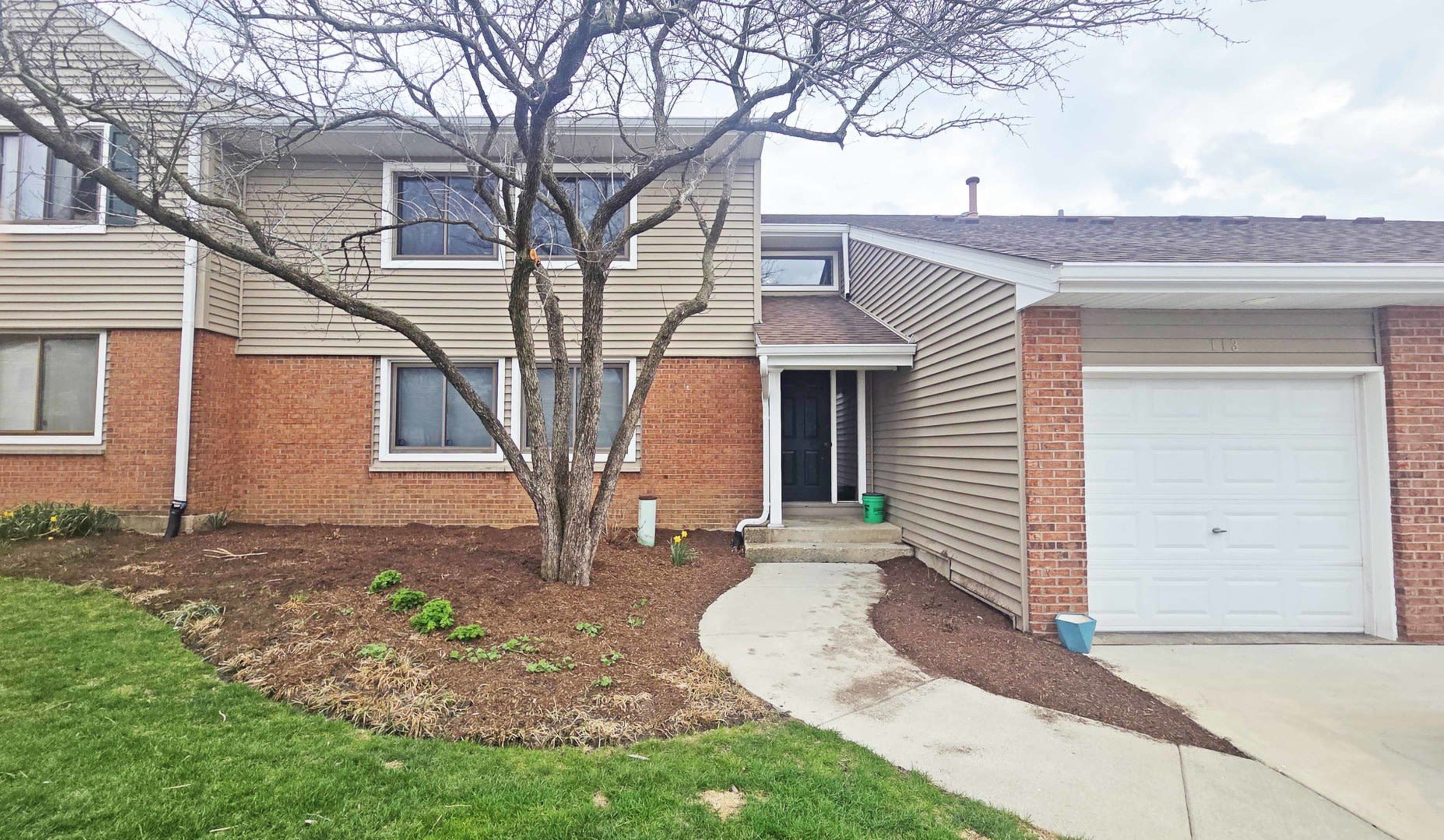 111 Autumn Court