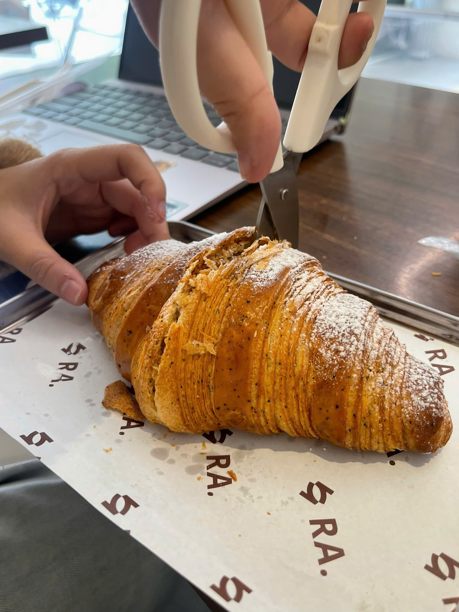 z7363026310242_4087966a6aaa1ab6bf61b3438aed60f5