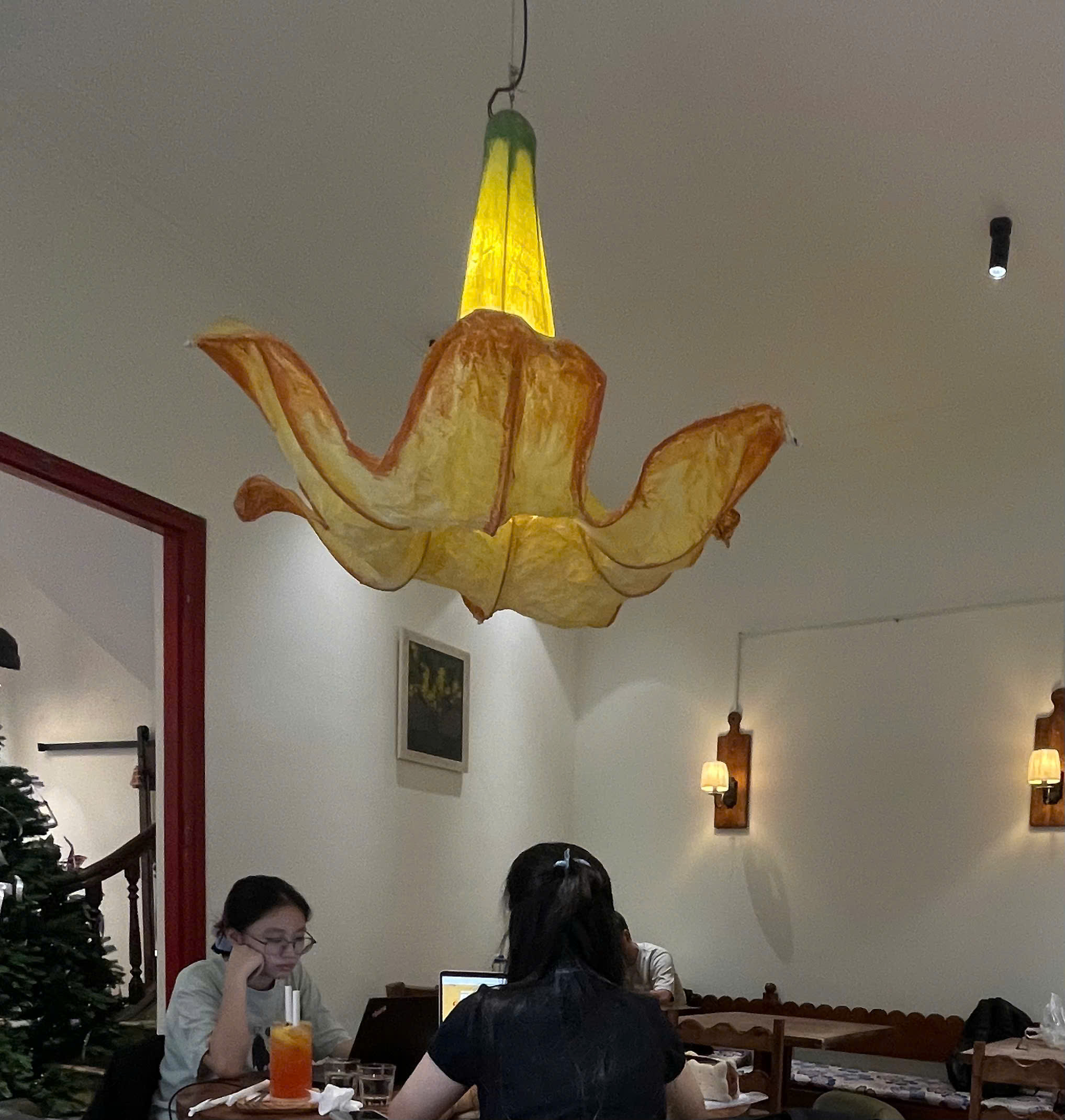 z7364145440877_931a046040cb47f47f8fe4caee832e1e