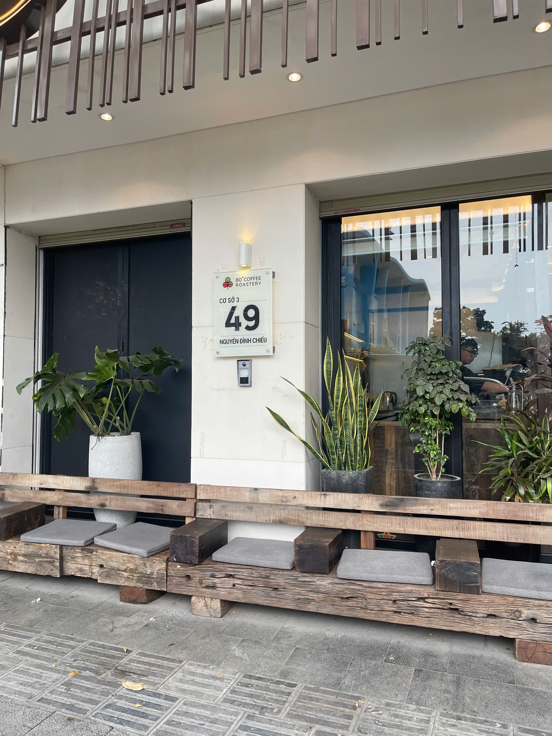 z7401753890642_53fa0d68589f4348963affcd94ca3e8a