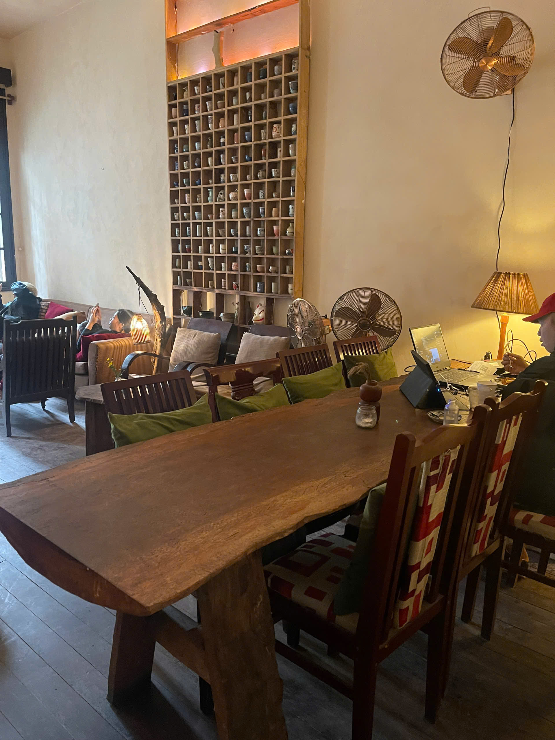 z7402835605322_3751b1fa148cbe8118497131480ad825