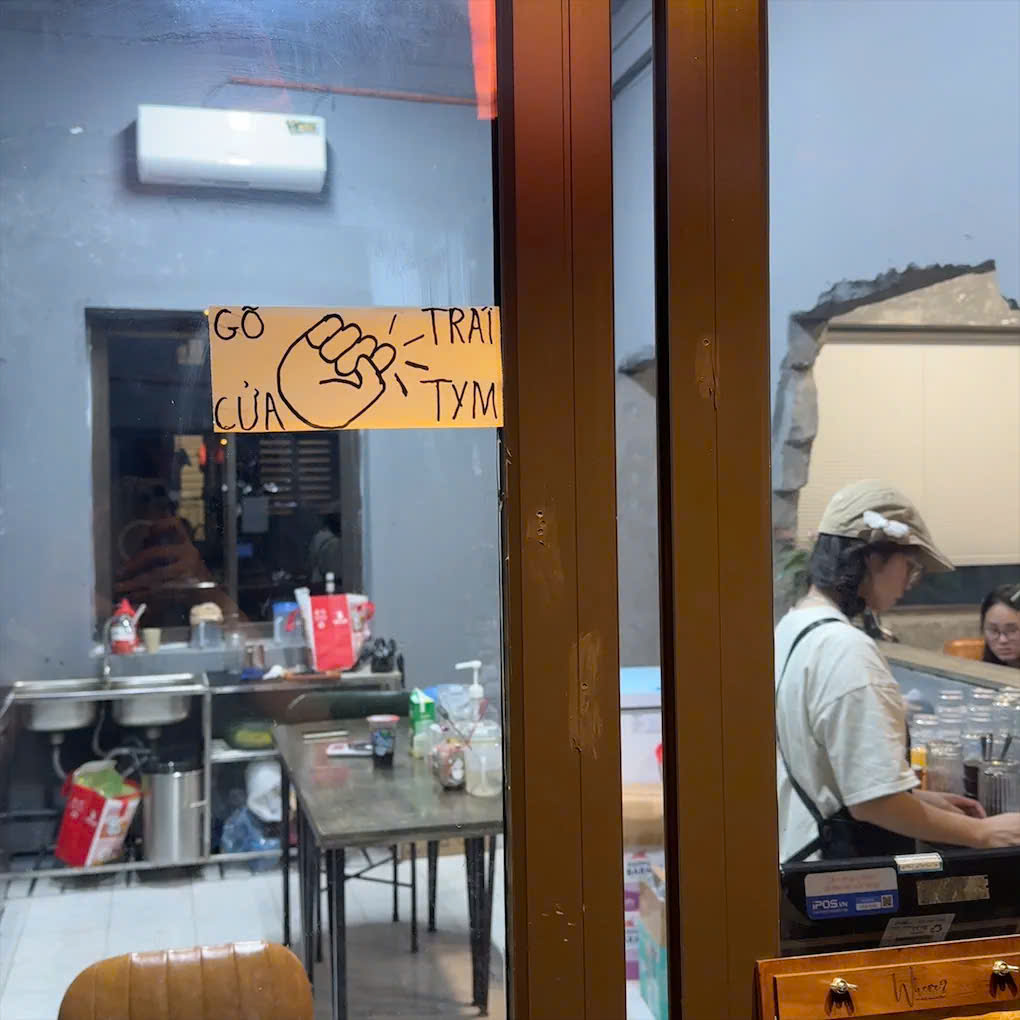 z7497926168220_24eeb72f52ff324b6edff1ed0ff2557f