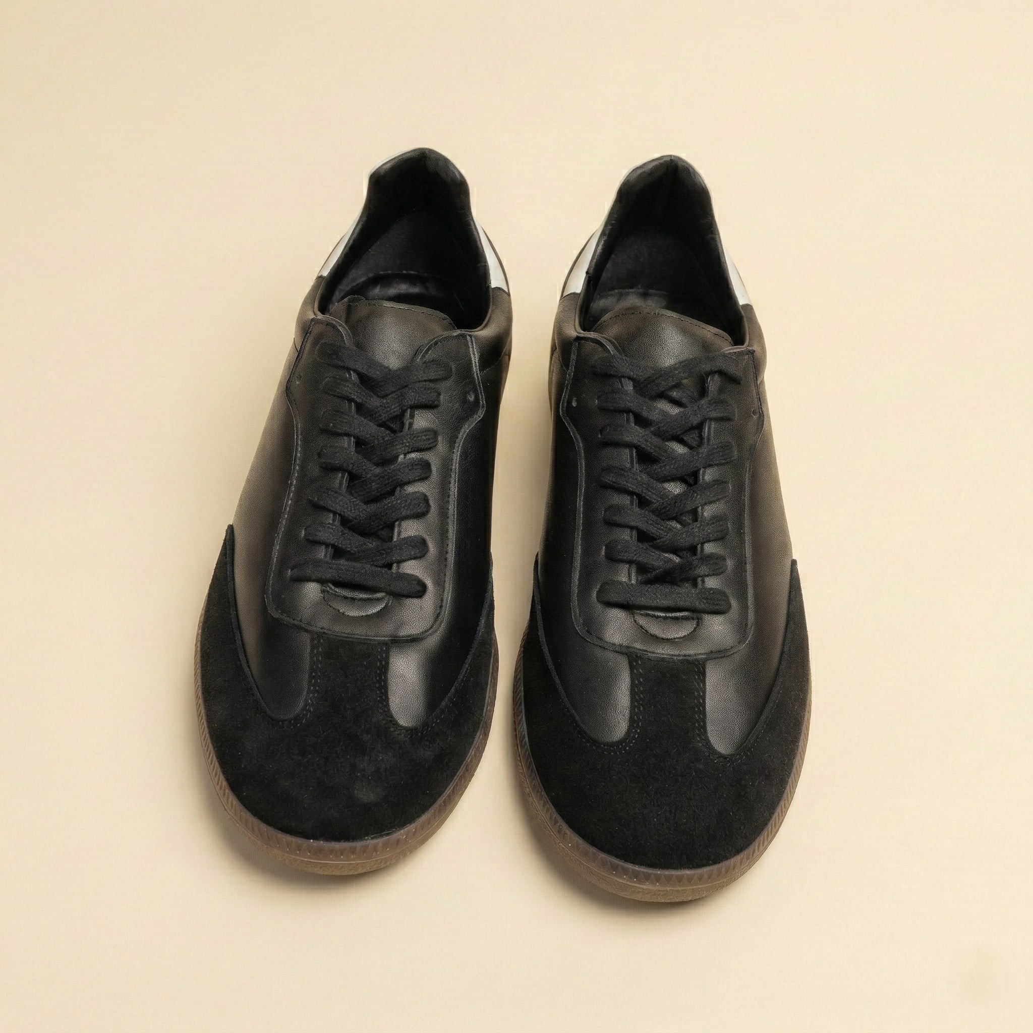 The Classic Leather Sneaker view 2