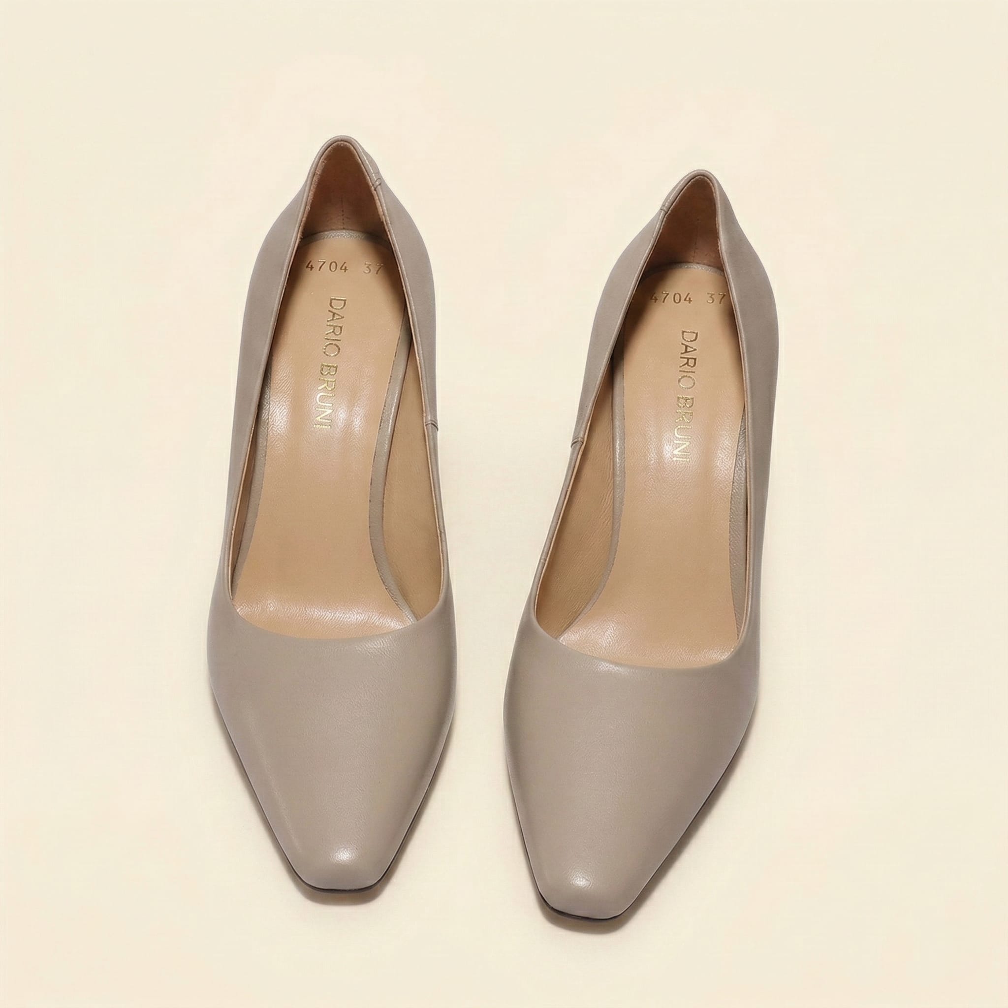 The Elegance Court Heel – Grey view 2