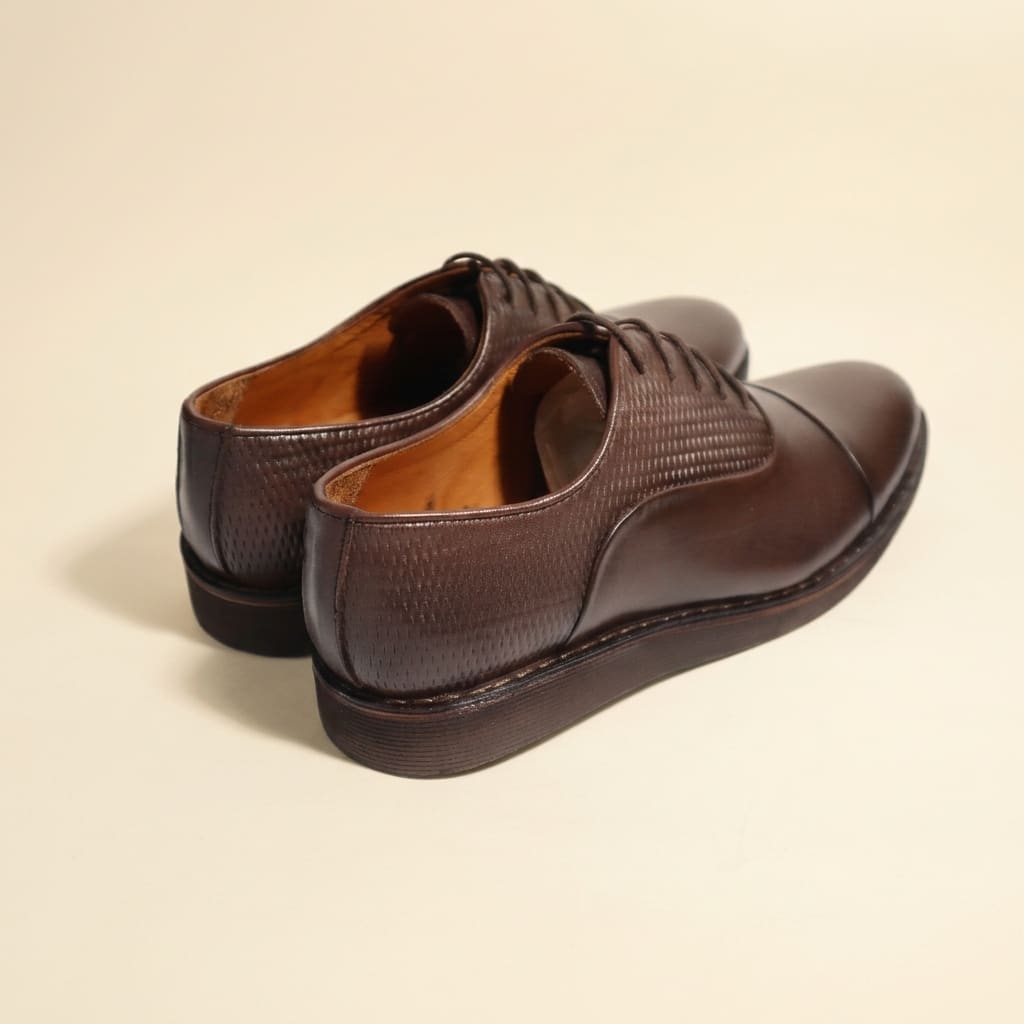 The Continental Derby - Chocolate Texture Edition view 4