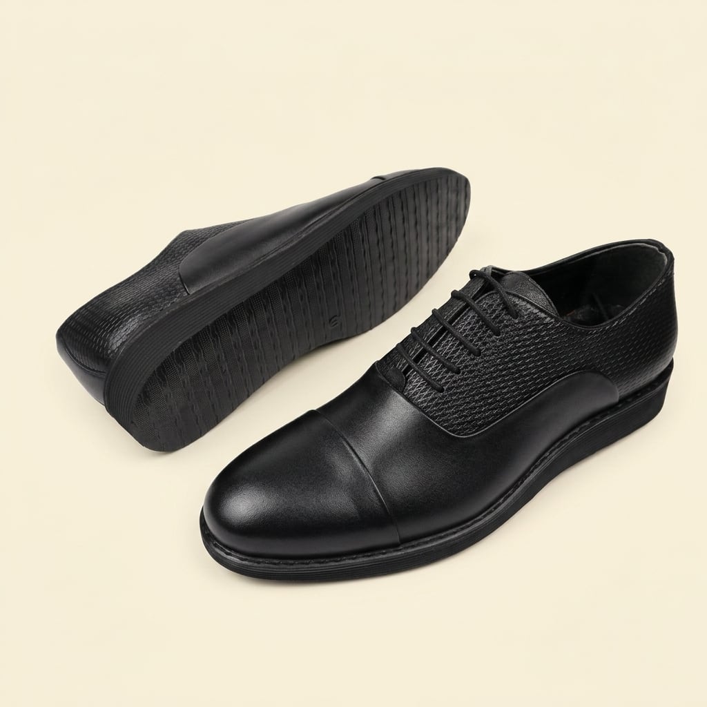 The Continental Derby - Black Textured Edition