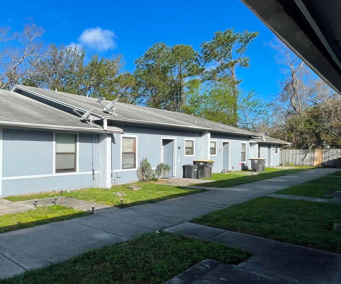 Indian Lakes Suites
