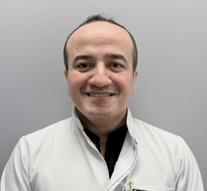 Dr Anton Benjameen, dentiste, The Hunt Club Dental Centre - Photo portrait