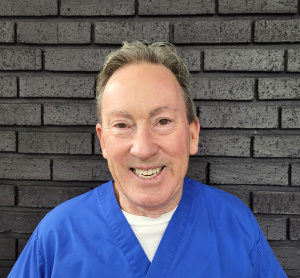 Dr. Denis Dwyer, dentiste, Monarch Dental - Photo portrait