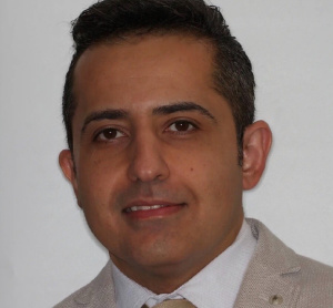 Dr. Eman Moradi, dentiste, Driftwood Dental - Courtenay - Photo portrait