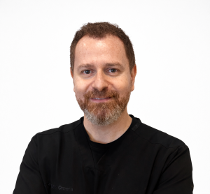 Dr. Ghassan Omera, dentiste, Dawson Dental - Kitchener - Photo portrait