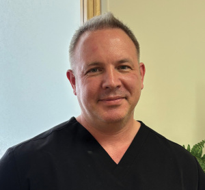 Dr. David Alexander Crocker, dentiste, Dr. Sandy Crocker, Dr. Peter Mitchell and Associates - Photo portrait