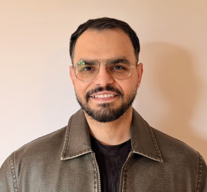 Dr. Mohit Bhasin, dentiste, Big Smiles Dental - Gander - Photo portrait