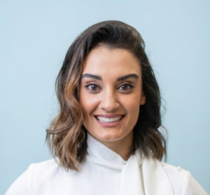 Dre Yasmin Vakilian, dentiste, Dawson Dental - Newmarket - Photo portrait