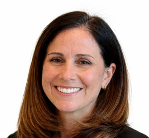 Dre Kelly Suarez, dentiste, Sheppard West Dental - Photo portrait