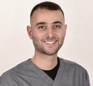 Dr Zeyad Hajar, dentiste, Park Square Dental - Photo portrait